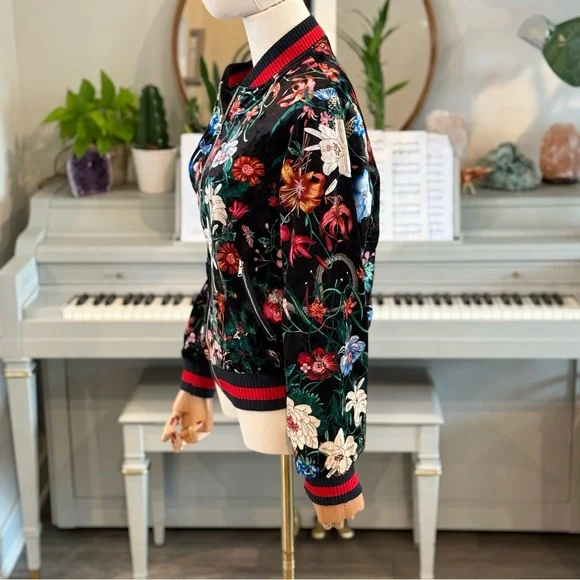 Stellah Floral Velvet Bomber Jacket – Size L - Picture 5 of 12